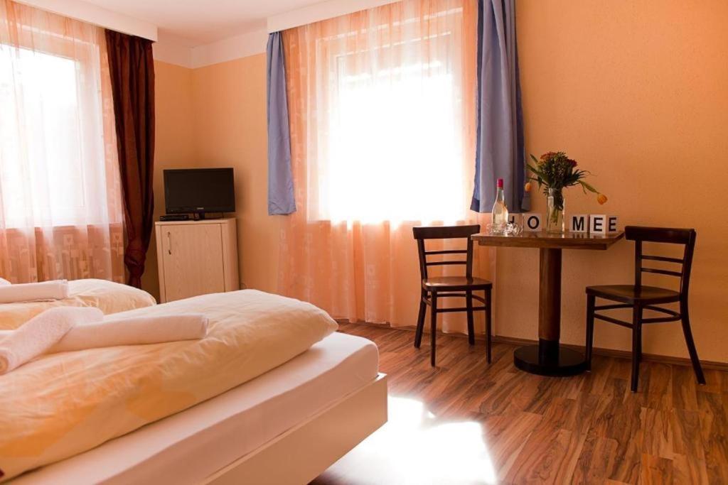 Hostel & Hotel Браунлаге Екстериор снимка
