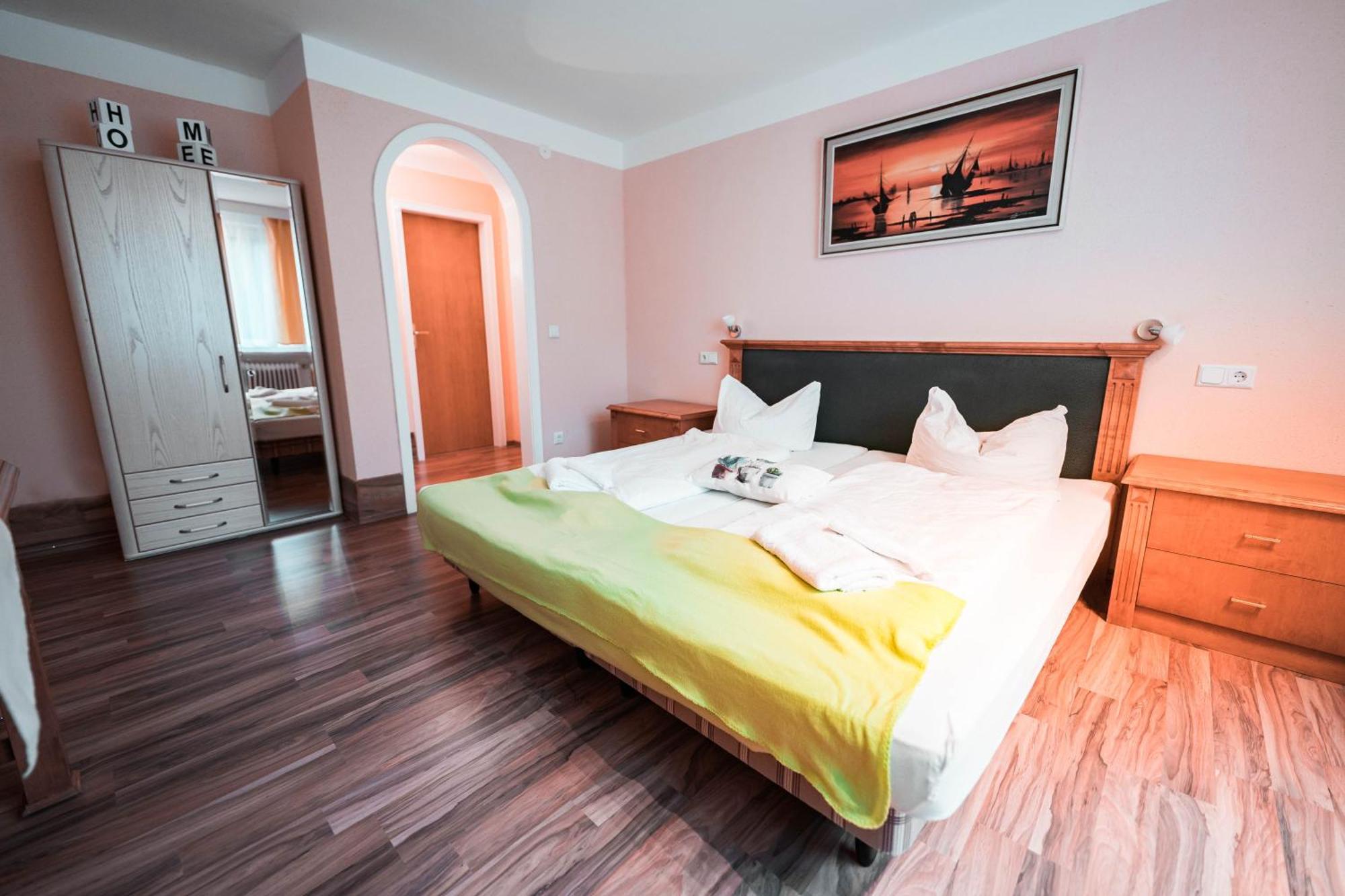 Hostel & Hotel Браунлаге Екстериор снимка